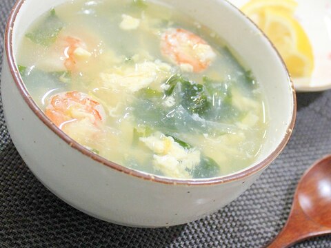 ナンプラーで簡単エスニック 海老と卵の中華スープ レシピ 作り方 By ラムちゃん1224 楽天レシピ